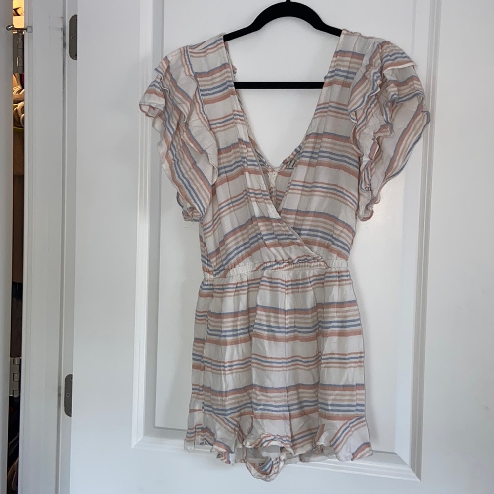 American eagle floral romper!